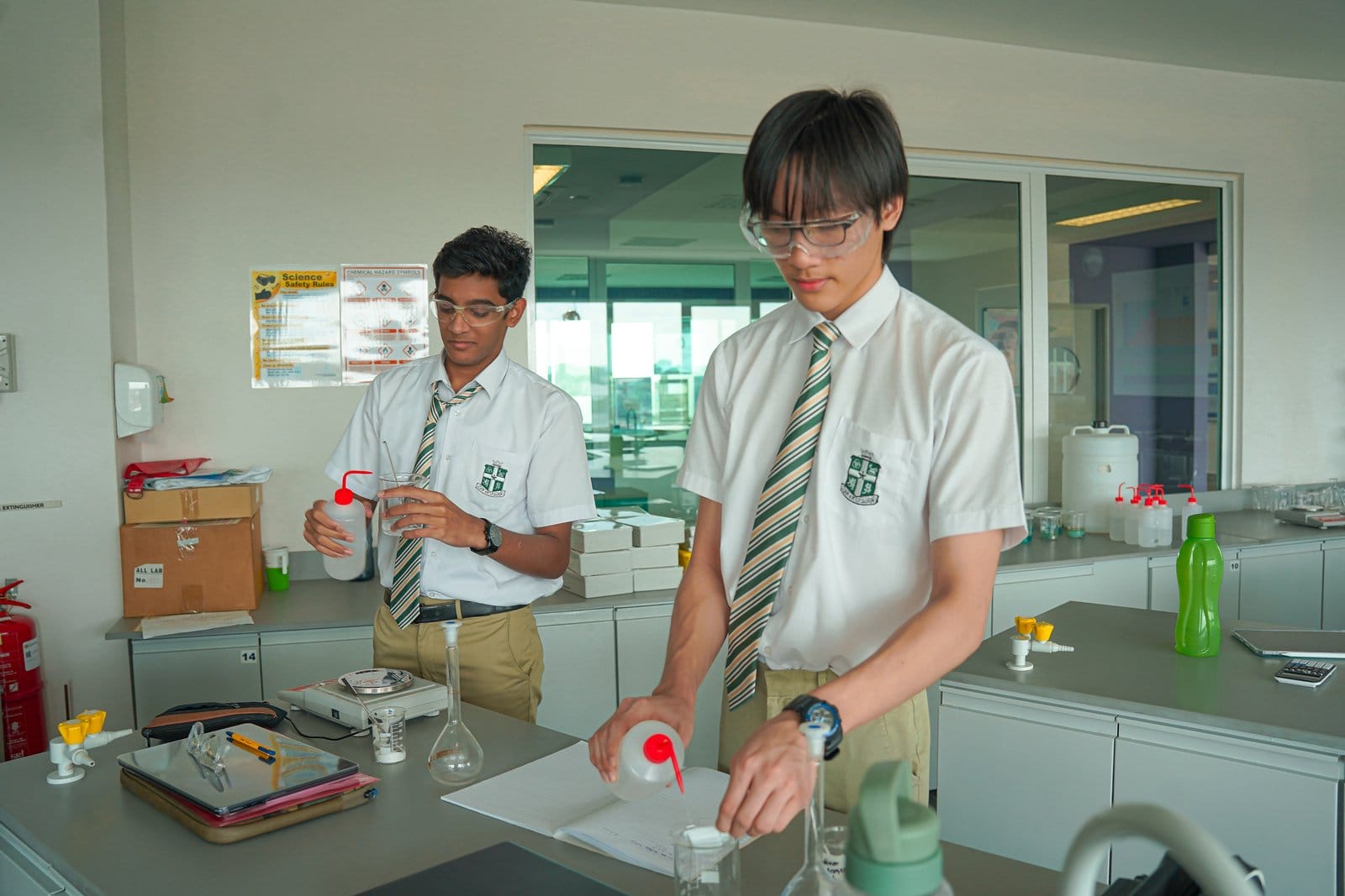 Science Lab_02